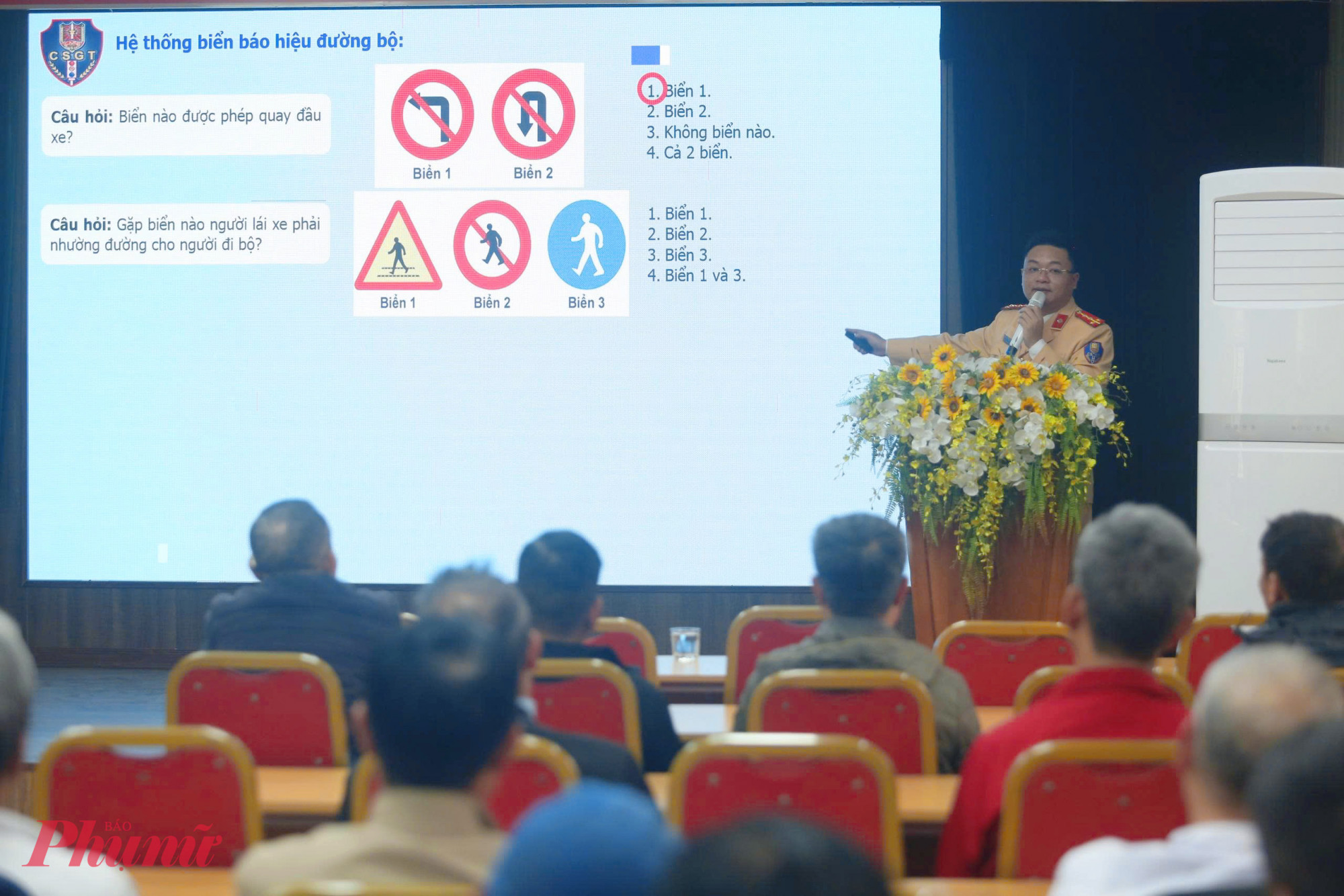 Nội dung tuyên truyền tập trung vào 3 không: Không đi ngược chiều, đi vào đường cấm: Nhất là khi lượng ô tô, xe máy tăng đột biến, một sai sót nhỏ của xích lô cũng có thể gây ùn tắc kéo dài; Không dừng đỗ đón khách sai quy định: Tránh gây cản trở tại các nút giao thông trọng điểm; Không chèo kéo, ép giá du khách: Giữ gìn hình ảnh người Hà Nội thanh lịch, hiếu khách trong mắt bạn bè quốc tế.