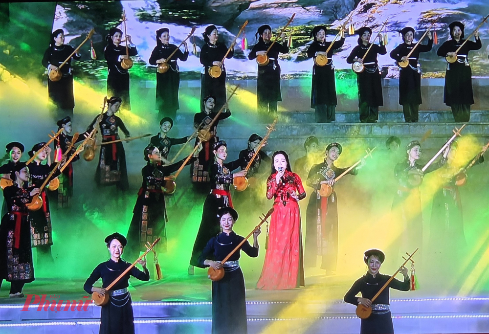 Tiếng hát giữa rừng Pắc Pó