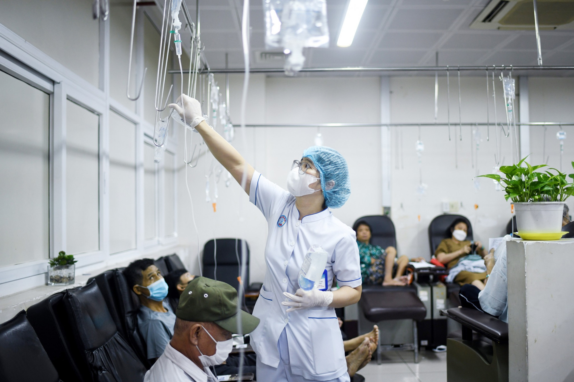 Bệnh nhân ung thư đang được điều trị tại Bệnh viện Chợ Rẫy, ảnh BVCC
