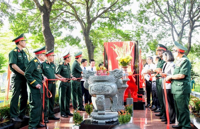 Lễ khánh thành Bia tưởng niệm cán bộ, chiến sĩ Biệt động Sài Gòn - Gia Định anh dũng hi sinh trong cuộc Tổng tiến công và nổi dậy Xuân Mậu Thân 1968