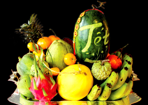 Cách bày trí mâm ngũ quả ngày Tết cũng là một nghệ thuật - Ảnh: Sưu tầm