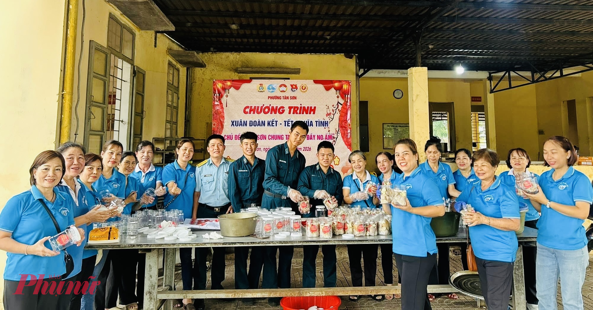 Hoạt động này còn góp phần gắn kết tình quân dân