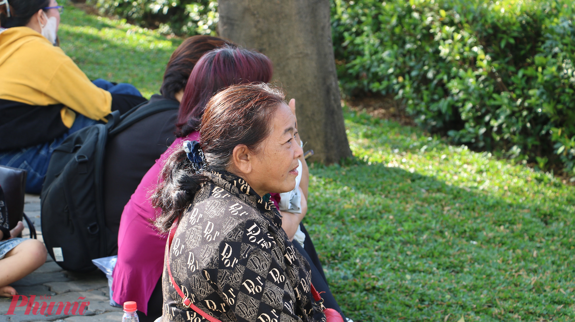 Bà Thanh Thủy hạnh phúc chờ cháu ngoại - Ảnh: Thư Thư