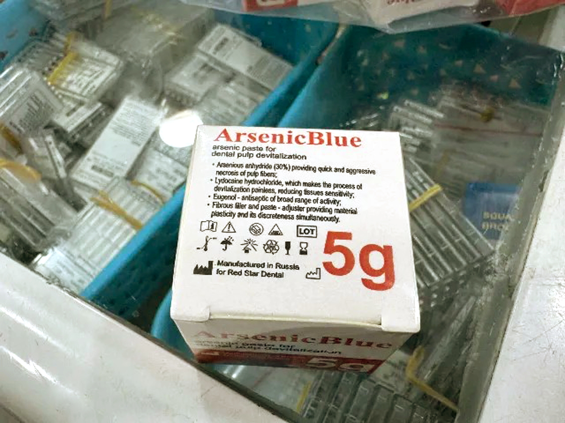 Thạch tín “núp bóng” chất diệt tủy răng trong đường dây mua bán vừa được triệt phá - Ảnh do công an cung cấp