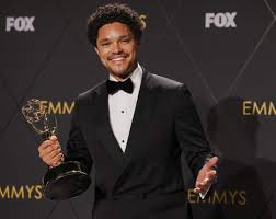 Trevor Noah đã có 6 mùa dẫn dắt Grammy. Ảnh: News24.