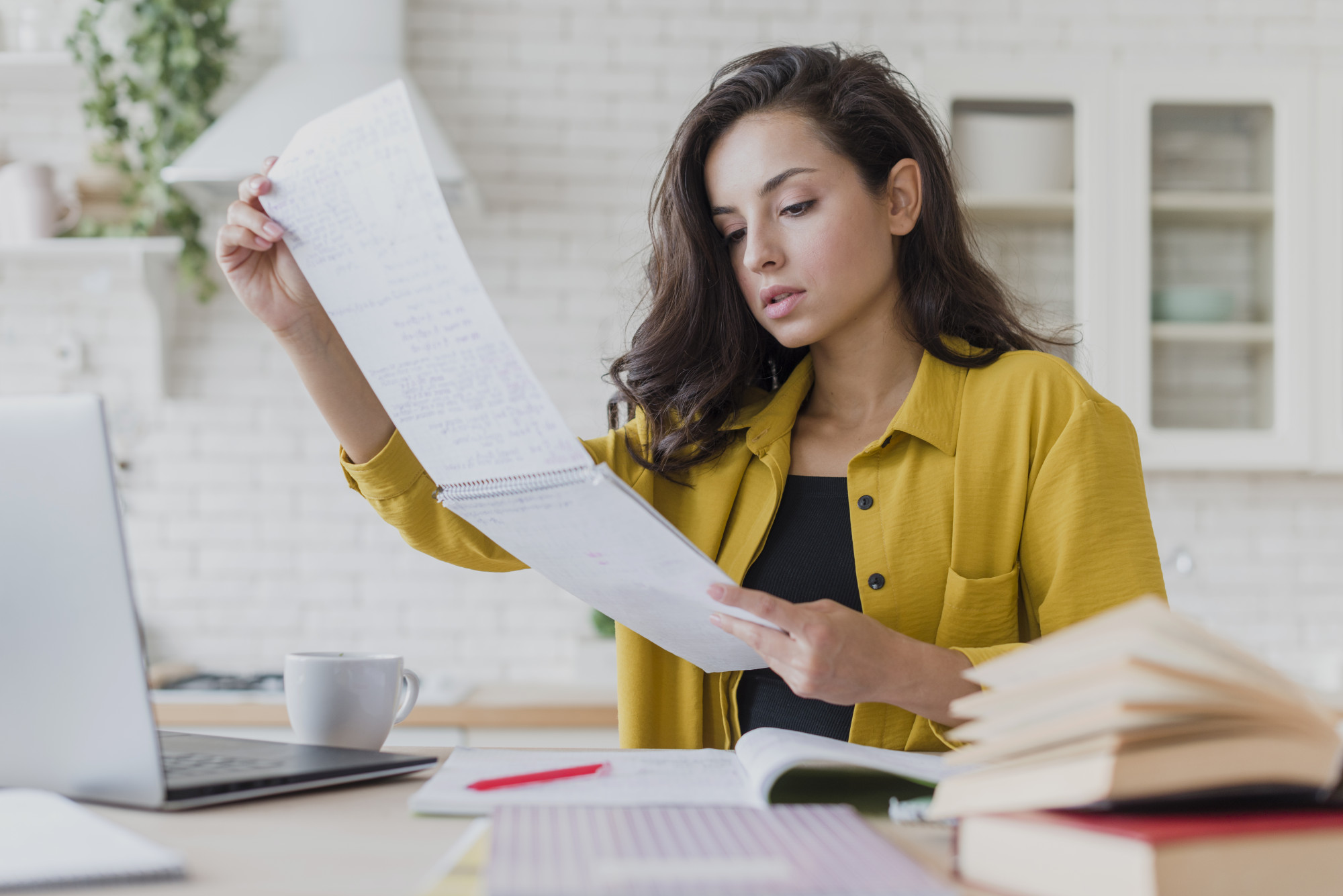 Trách nhiệm với công việc giúp sự nghiệp ngày càng ổn định ( Ảnh minh họa từ Freepik)