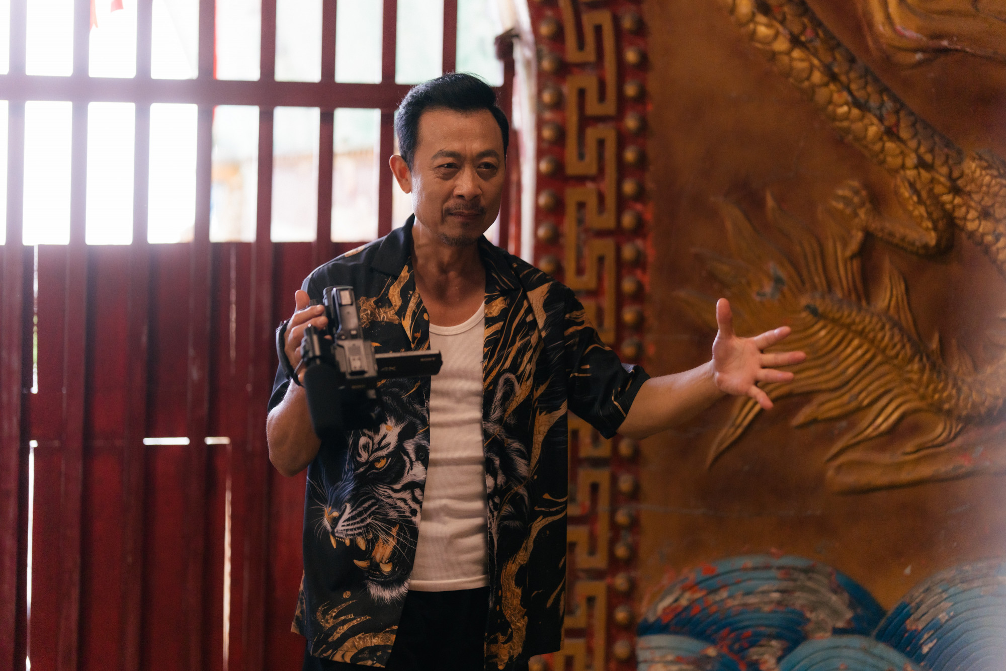 Nghệ sĩ hài hải ngoại Vân Sơn xuất hiện trong phim