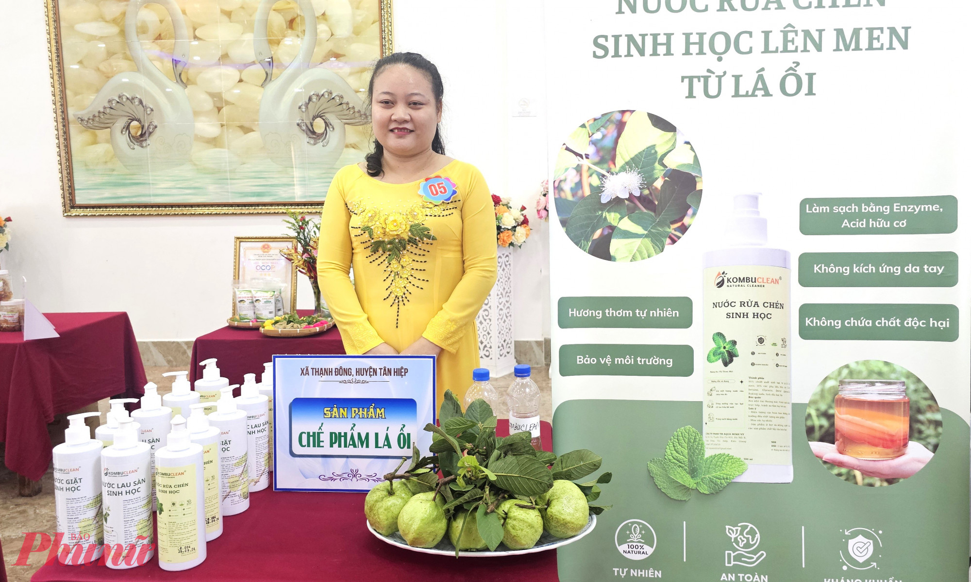 Chị Âu Chúc Mai tại cuộc thi khởi nghiệp do Hội LHPN tỉnh An Giang tổ chức - Ảnh Phú Hữu