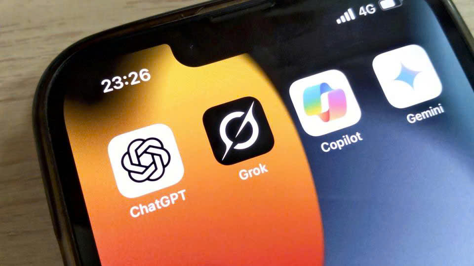 Dù công nghệ này giúp tiếp cận thông tin nhanh chóng và thuận tiện hơn, các chuyên gia cảnh báo người dùng cần thận trọng, bởi câu trả lời do AI tạo ra có thể không chính xác - Ảnh: The Yomiuri Shimbun 