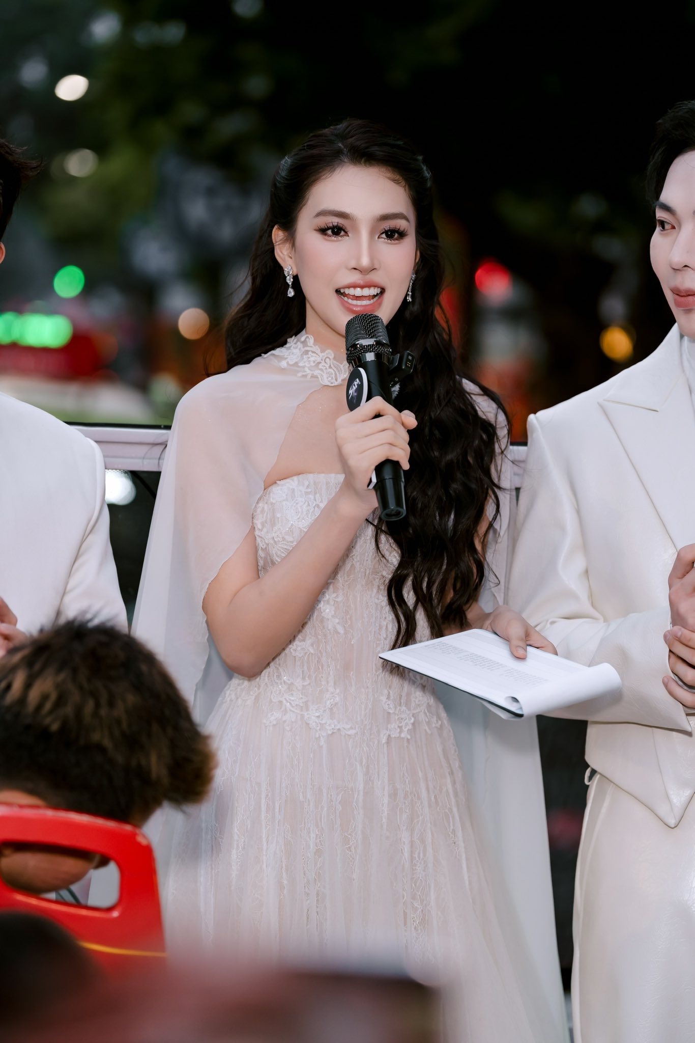 Tiểu Vy xin lỗi, hứa rút kinh nghiệm sau sự việc vừa rồi