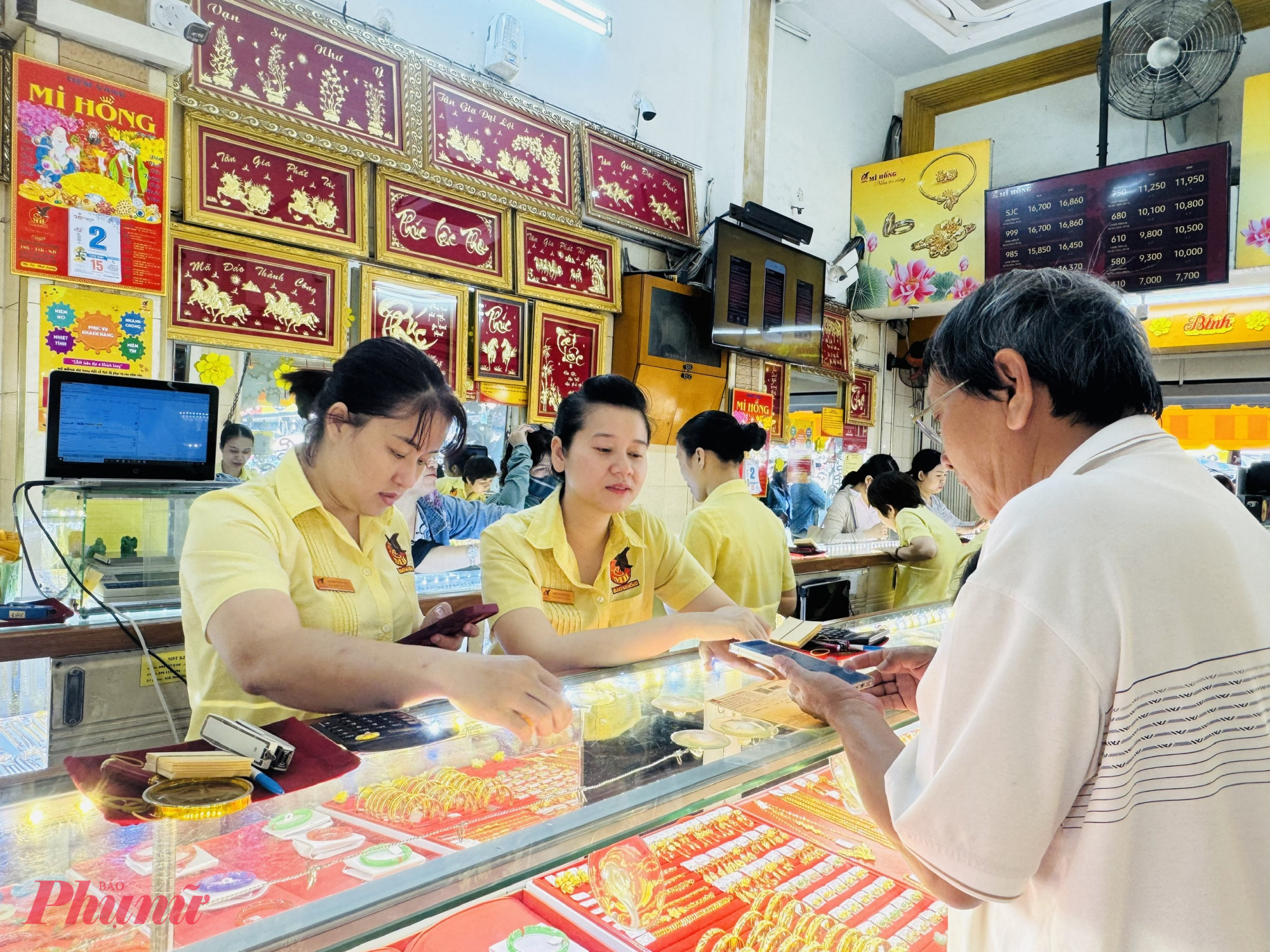 Giá vàng đã tăng trở lại mốc 180 triệu đồng/lượng - Ảnh: Thanh Hoa