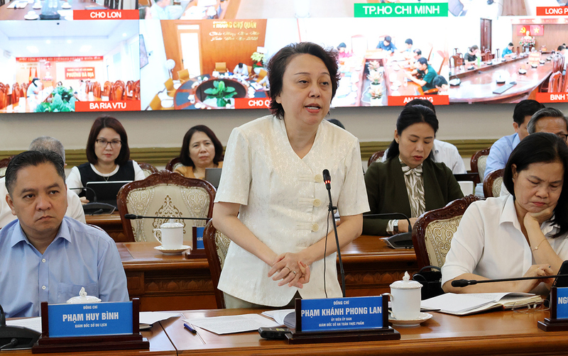 Bà Phạm Khánh Phong Lan - Giám đốc Sở An toàn thực phẩm TP. Hồ Chí Minh, thông tin tháo gỡ các vướng mắc liên quan đến Nghị định số 46/2026/NĐ-CP