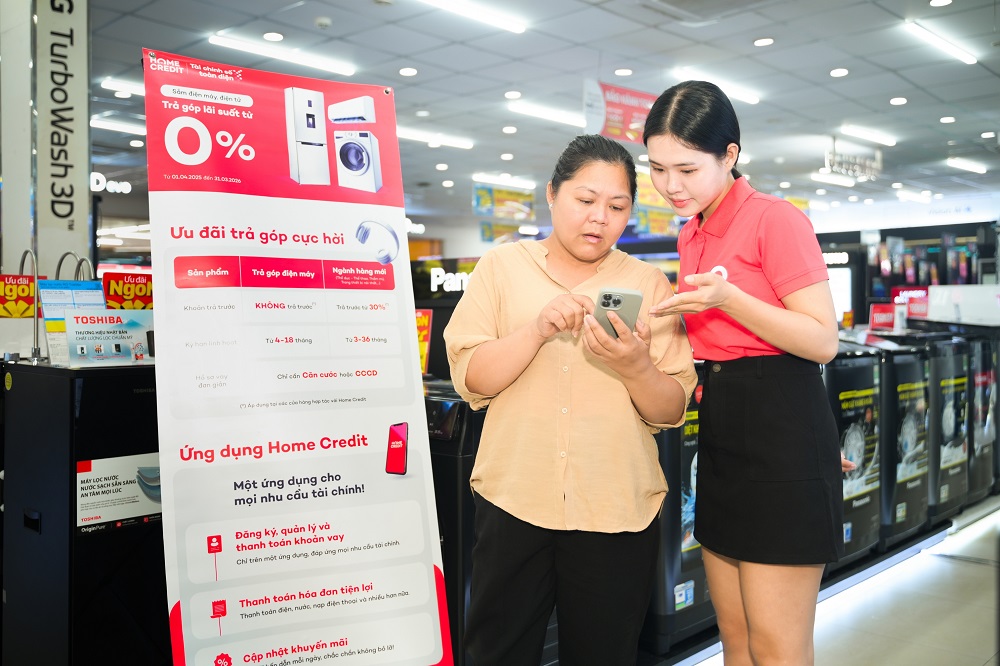 Home Credit “góp tết” bằng chương trình trả góp 0% lãi suất tại hàng loạt chuỗi bán lẻ lớn - Ảnh: Home Credit