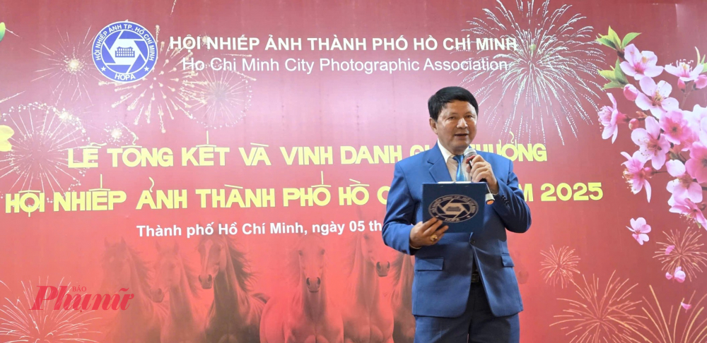 Chủ tịch Hội Nhiếp ảnh TPHCM Đoàn Hoài Trung