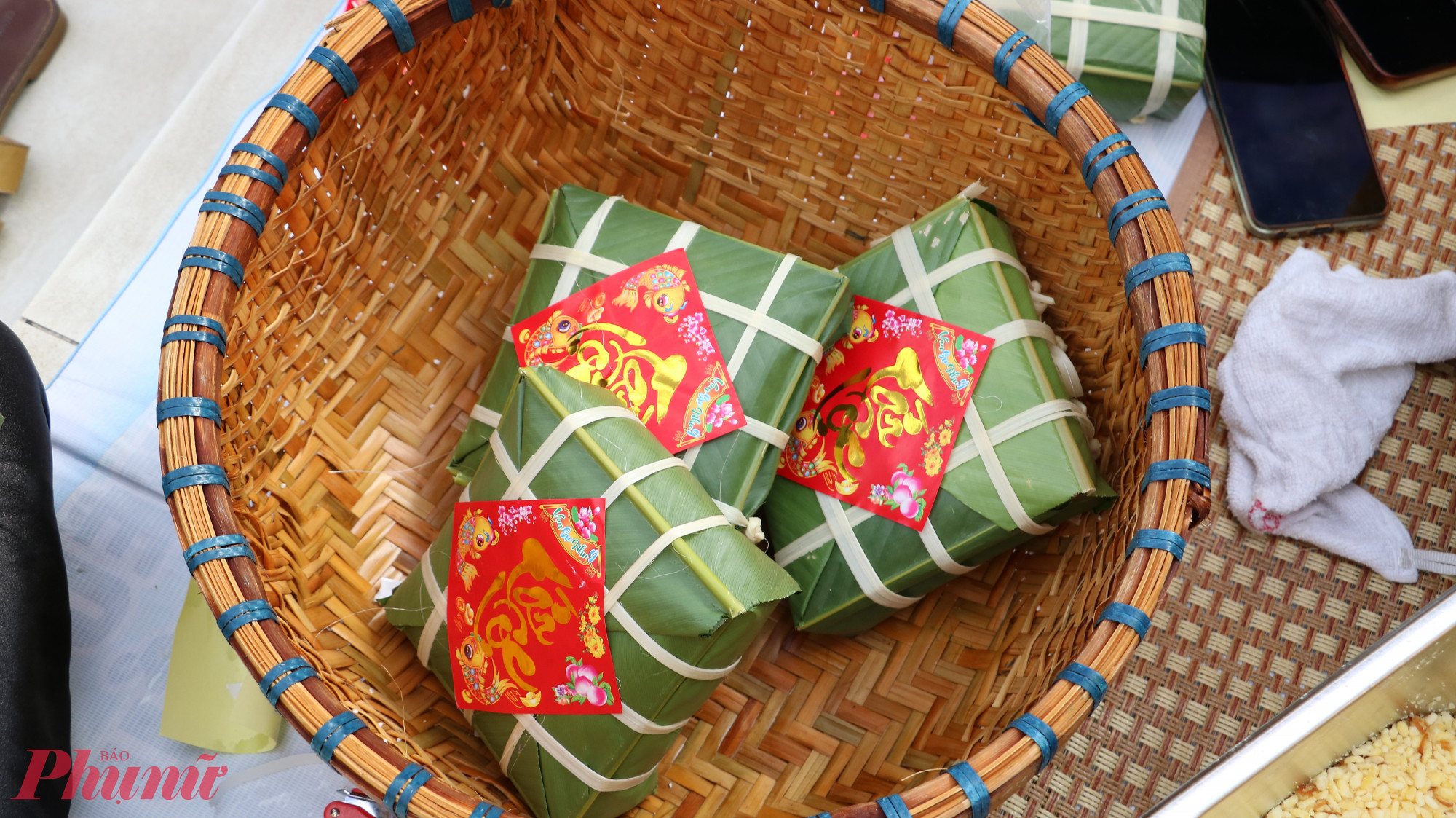 Hạnh phúc với những chiếc bánh chưng đầu tiên trong đời 