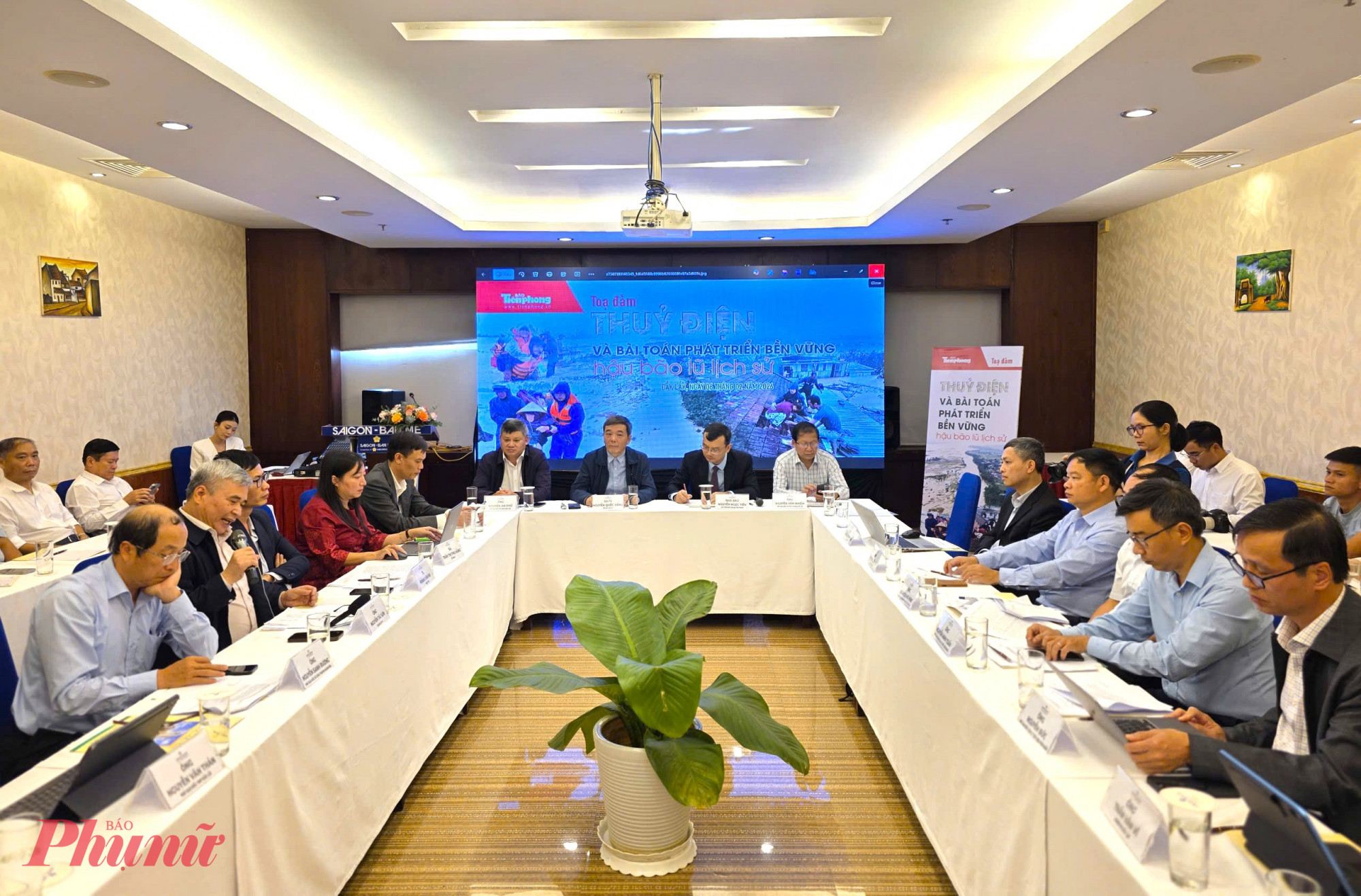 Toàn cảnh buổi tọa đàm