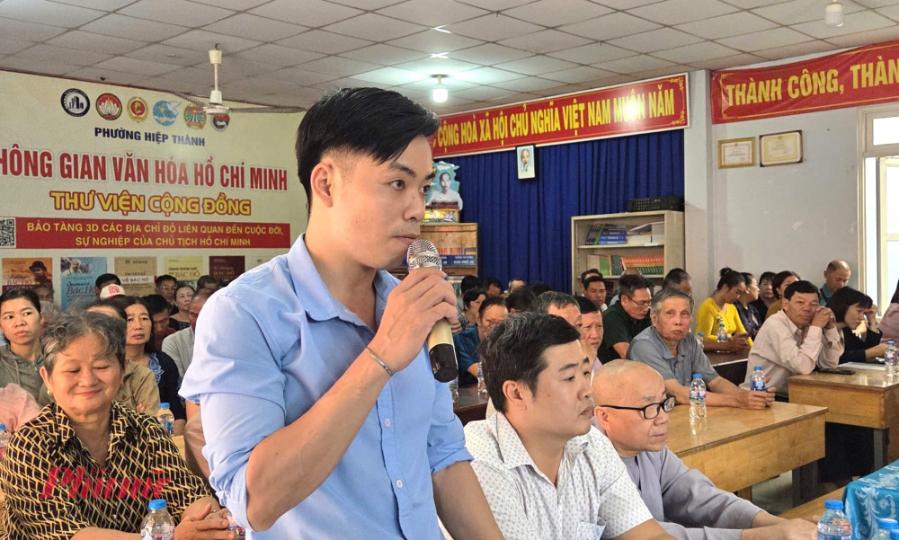 Trưởng ban công tác mặt trận khu phố 74 phường Tân Thới Hiệp Dương Quang Huỳnh phát biểu.