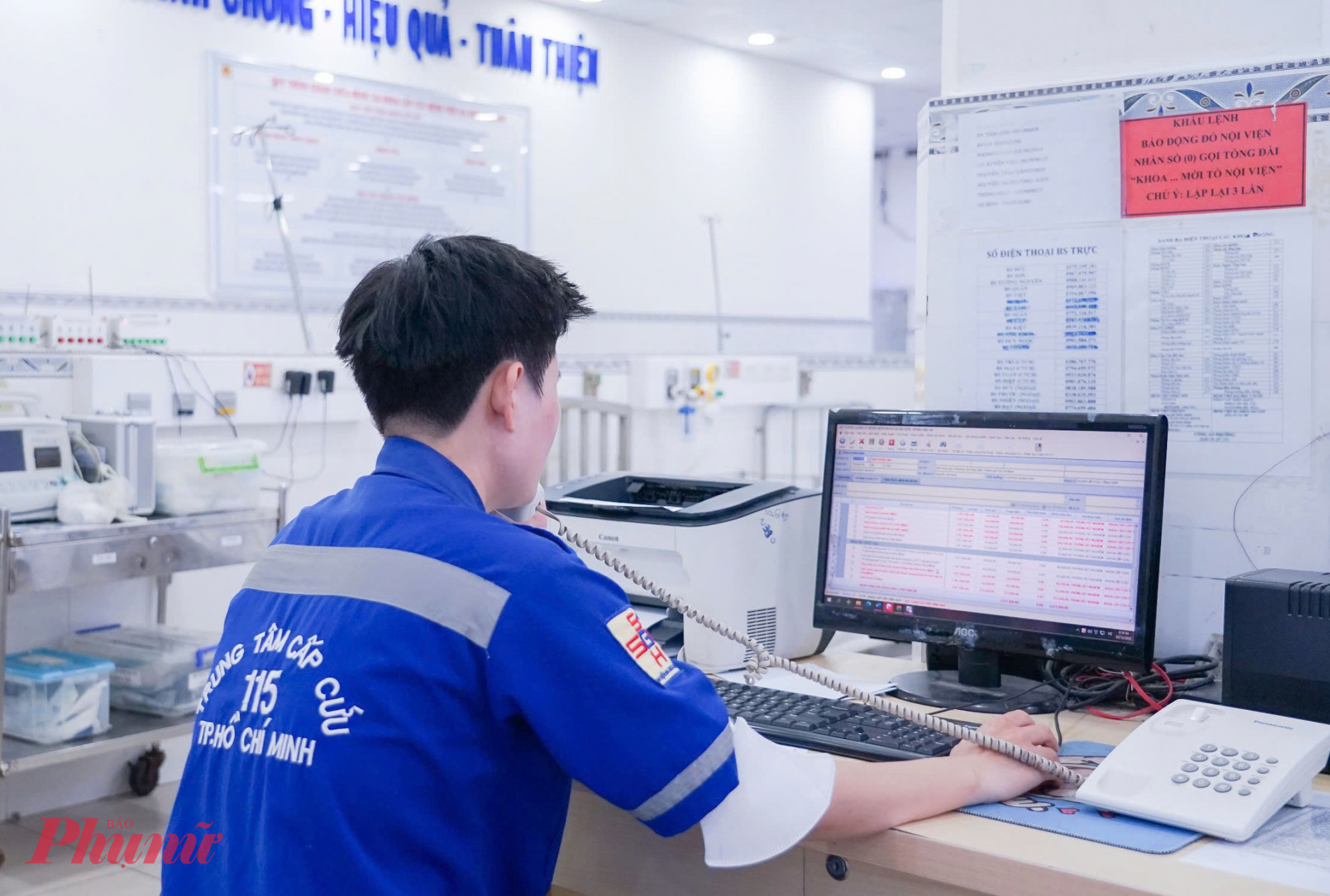 Với lợi thế vị trí trung tâm, bệnh viện được xác định là điểm tiếp nhận và xử trí cấp cứu quan trọng, phối hợp chặt chẽ với Trung tâm Cấp cứu 115 TPHCM trong tổ chức cấp cứu ngoại viện và vận chuyển người bệnh. Sự kết nối này góp phần rút ngắn “thời gian vàng” trong cấp cứu, nâng cao hiệu quả xử trí các trường hợp tai nạn, sự cố y tế và các ca bệnh nặng, phức tạp phát sinh tại khu vực trung tâm thành phố