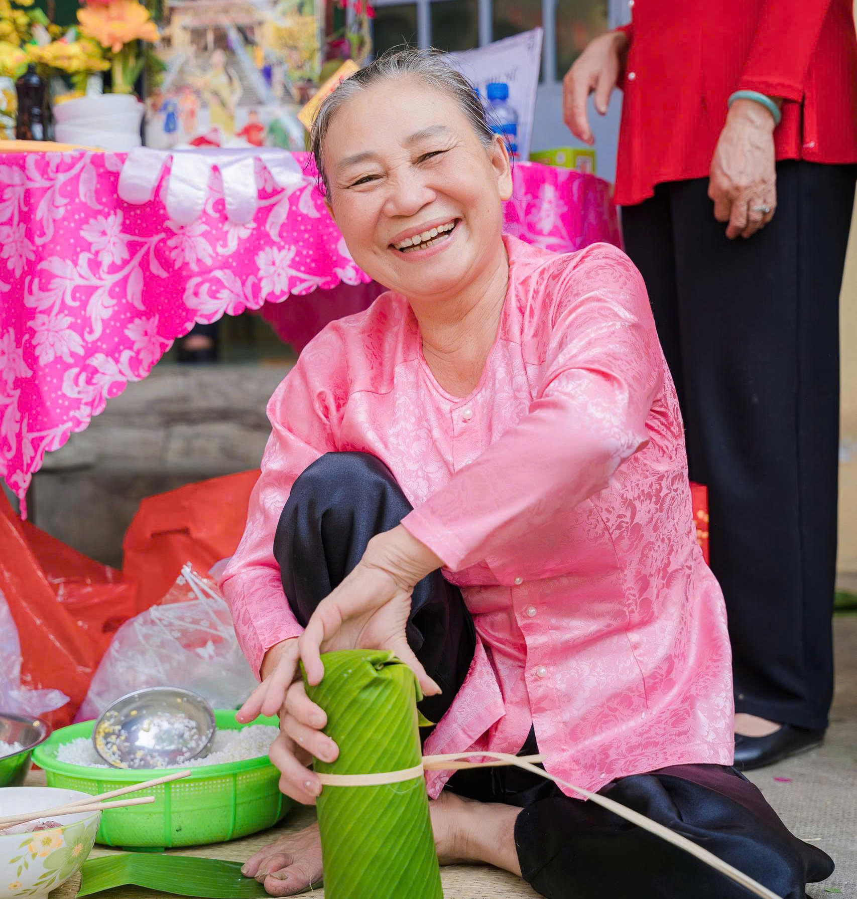 Phần thi gói bánh tét tại xã An Long 