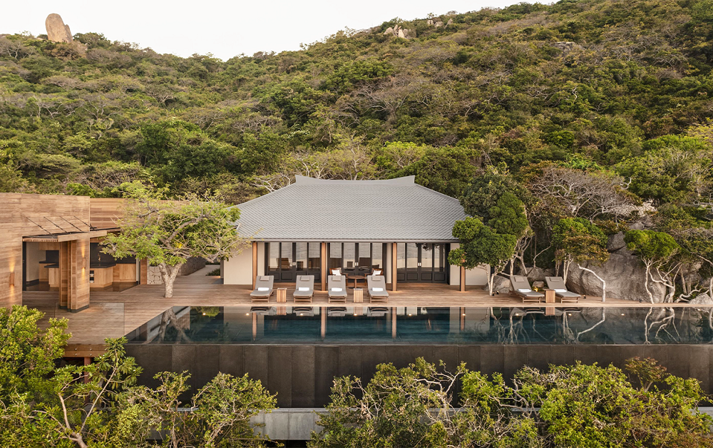 Cơ hội nhận chuyến nghỉ dưỡng cao cấp dành cho 2 người khi sưu tập đủ 6 mảnh ghép -Ảnh: PNJ