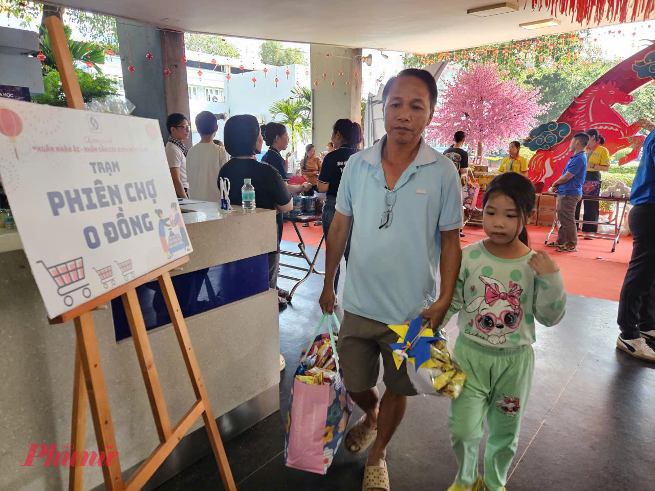 Hầu hết bệnh nhân thực sự cảm nhận được không khí tết và sự quan tâm, sẻ chia của bệnh viện và các nhà hảo tâm. Đây là nguồn động viên rất lớn để mọi người yên tâm điều trị và có thêm niềm tin