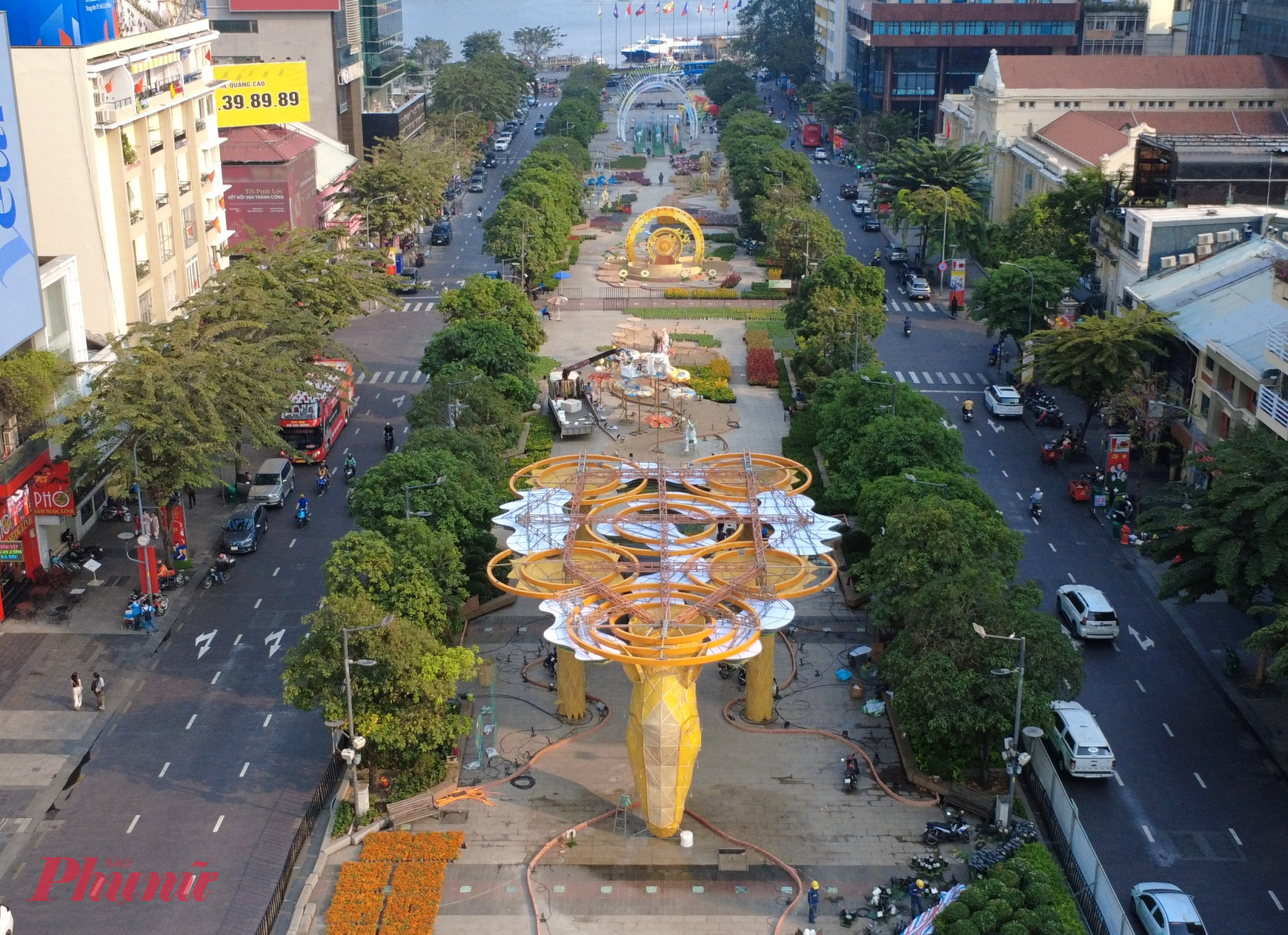 Không gian được tái hiện với tạo hình vui nhộn, gam màu xanh ngả tím mang hơi hướng thời thượng, trẻ trung. 