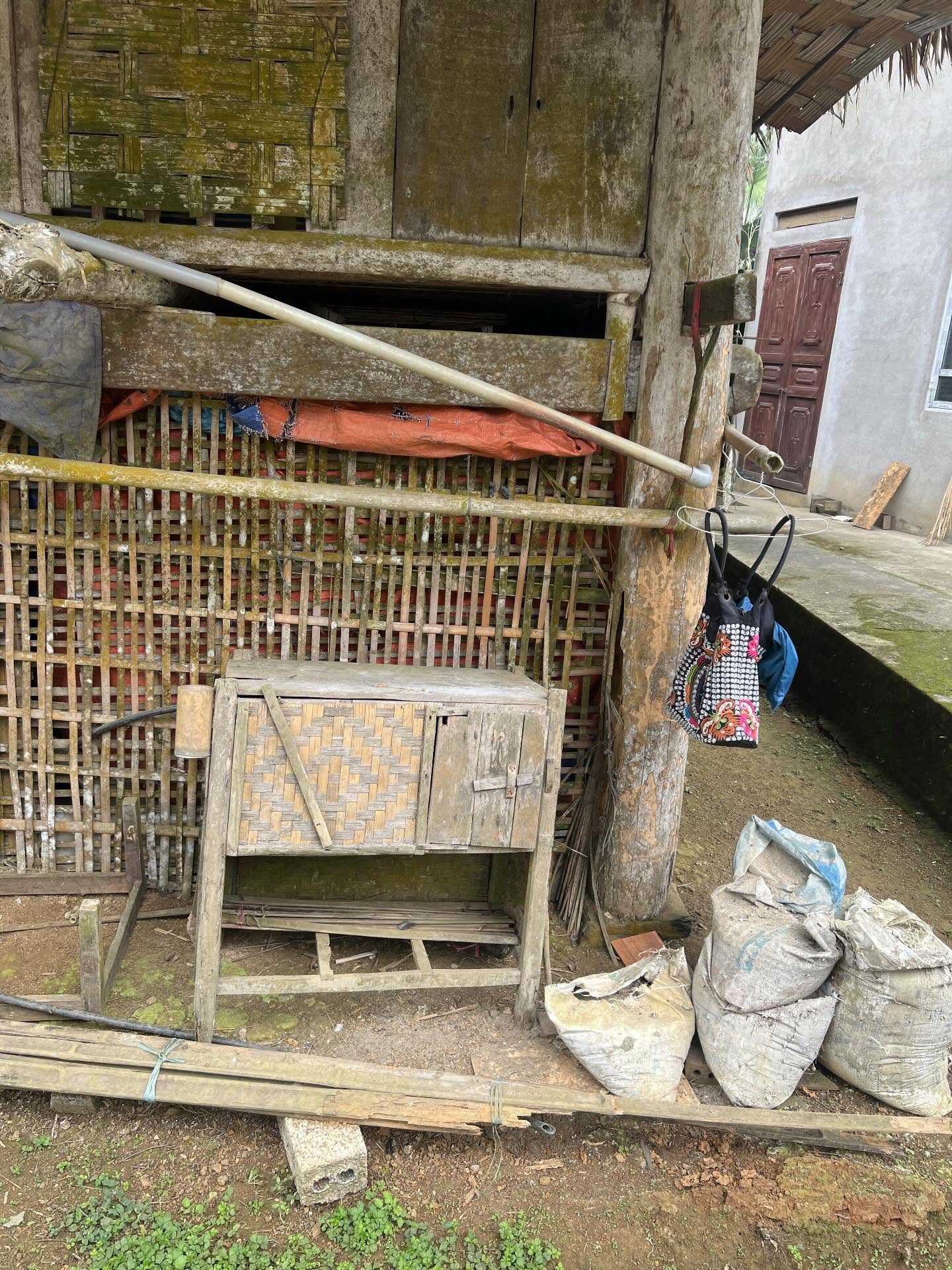 Những ngôi nhà cộng đồng mạng chia sẻ xoay quanh chủ đề bàn luận 