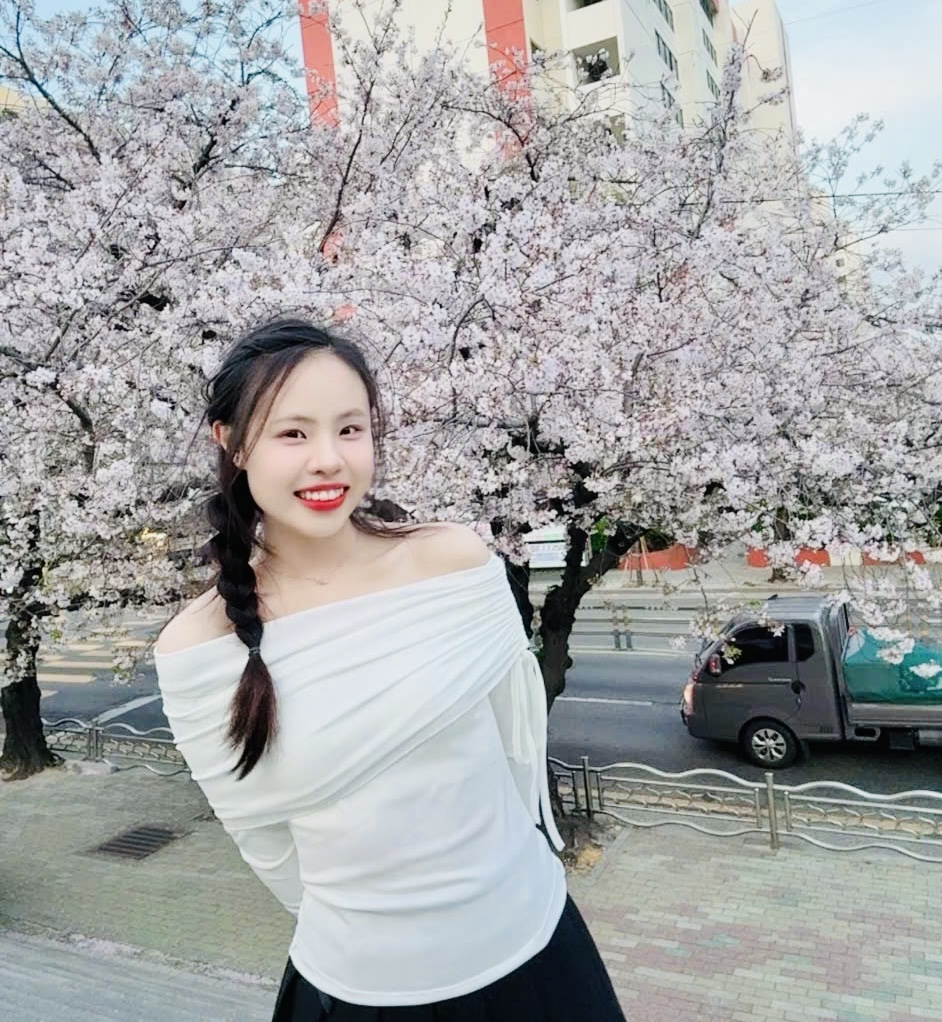 Bạn Mai Thị Trang (22 tuổi, quê Đồng Nai) hy vọng năm sau sẽ về Việt Nam ăn tết cùng gia đình