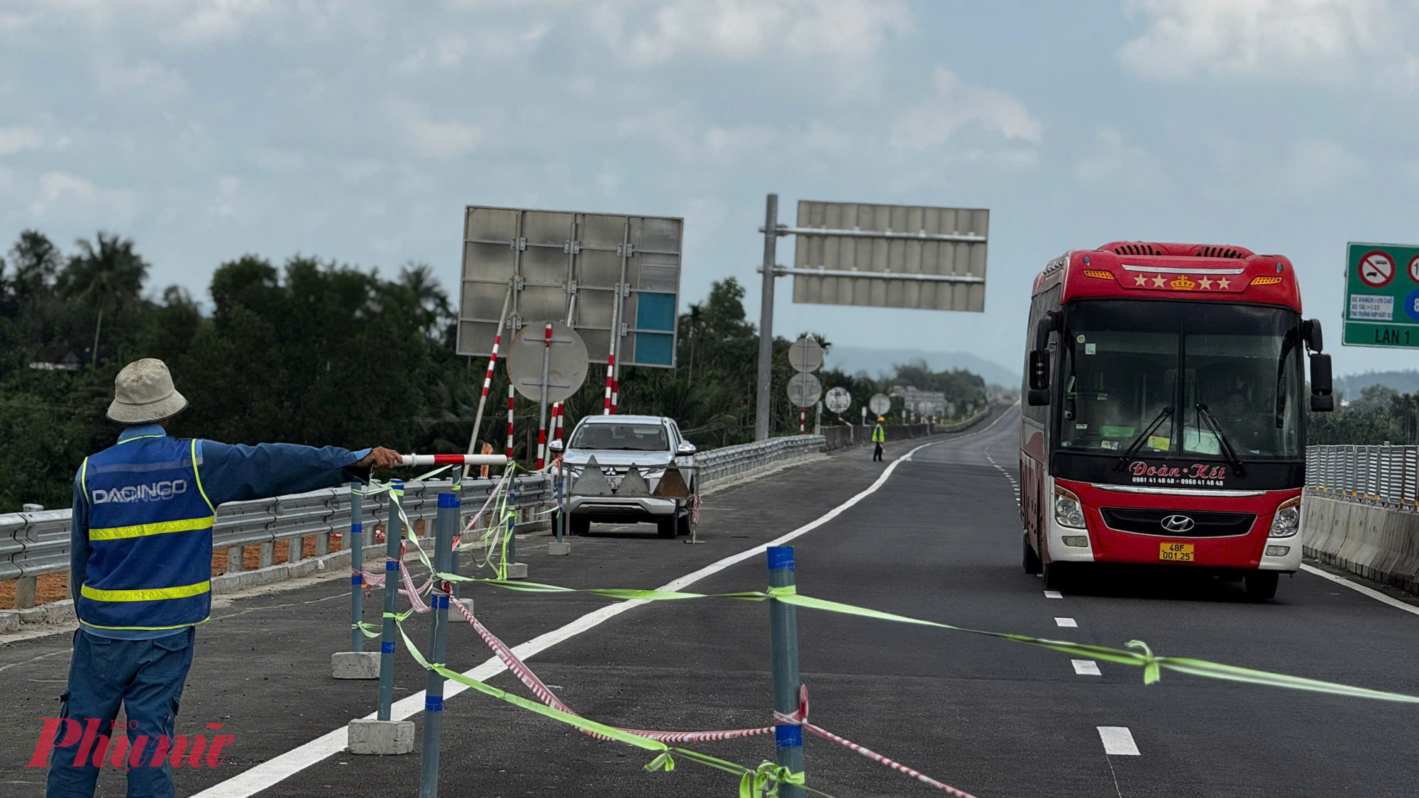 Ban Quản lý dự án 2-Bộ Xây dựng thông báo dừng thông xe cao tốc Quảng Ngãi-Hoài Nhơn.