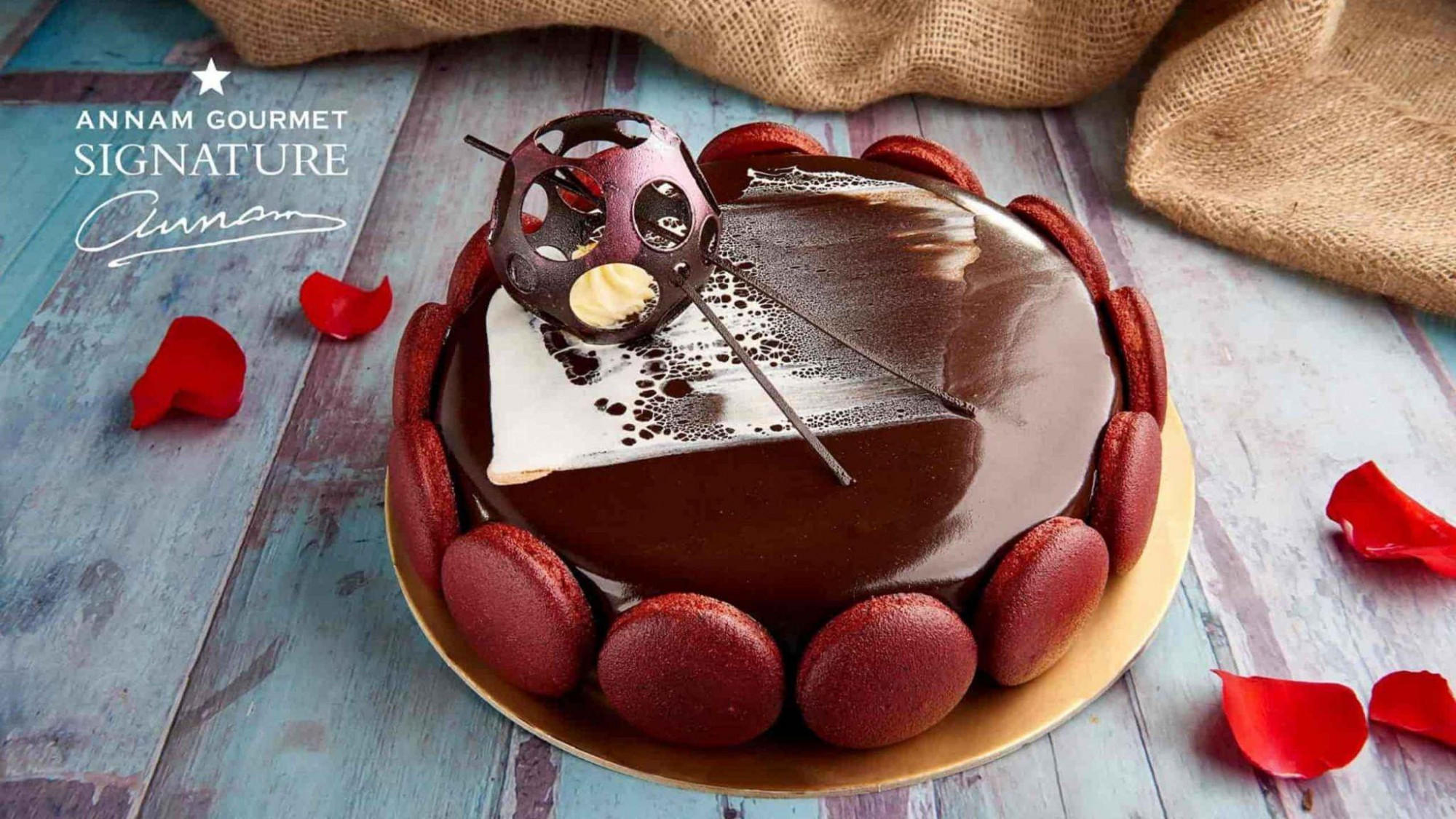 Làm bánh tại nhà giúp gắn kết gia đình trong không gian bếp ấm cúng