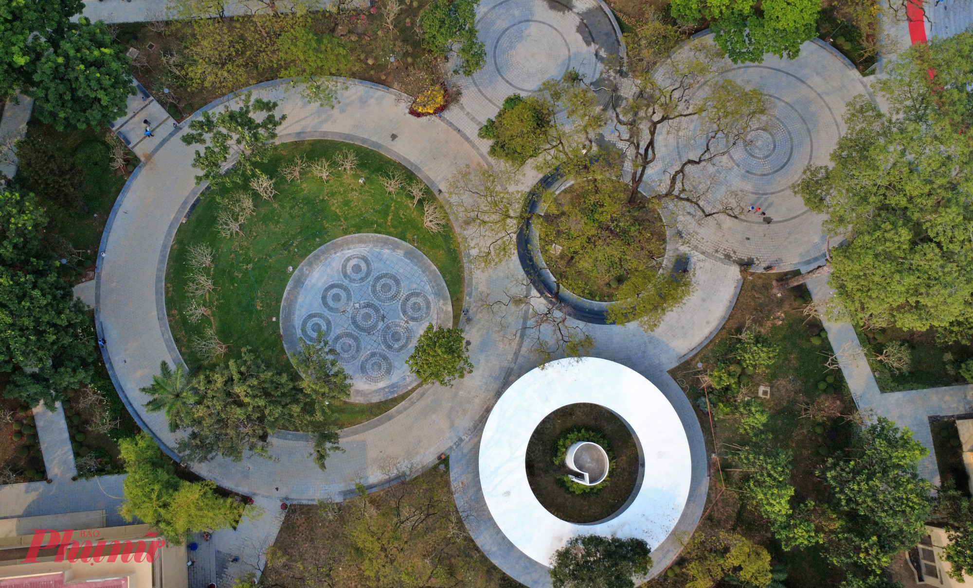 Tháng 10/2025, theo quyết định của Thường trực Thành ủy TPHCM, khu đất được chuyển đổi thành công viên công cộng theo hình thức xã hội hóa. Giai đoạn 1 của dự án do Công ty TNHH Đầu tư và Phát triển đô thị Vũng Tàu (thuộc Tập đoàn Sun Group) tài trợ và thực hiện với tổng vốn hơn 263 tỉ đồng.