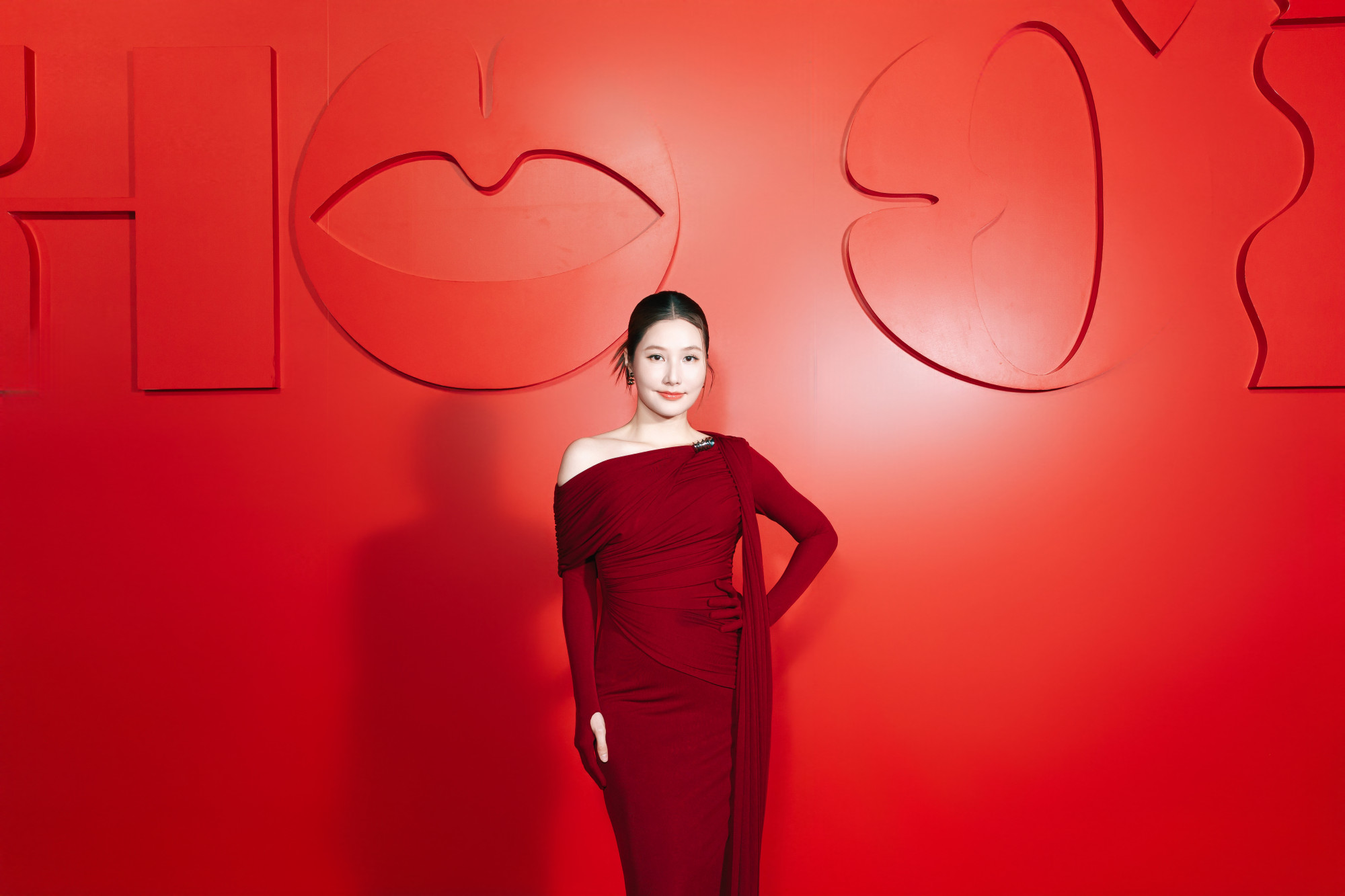 Diễm My 9X khoe nhan sắc gái một con 