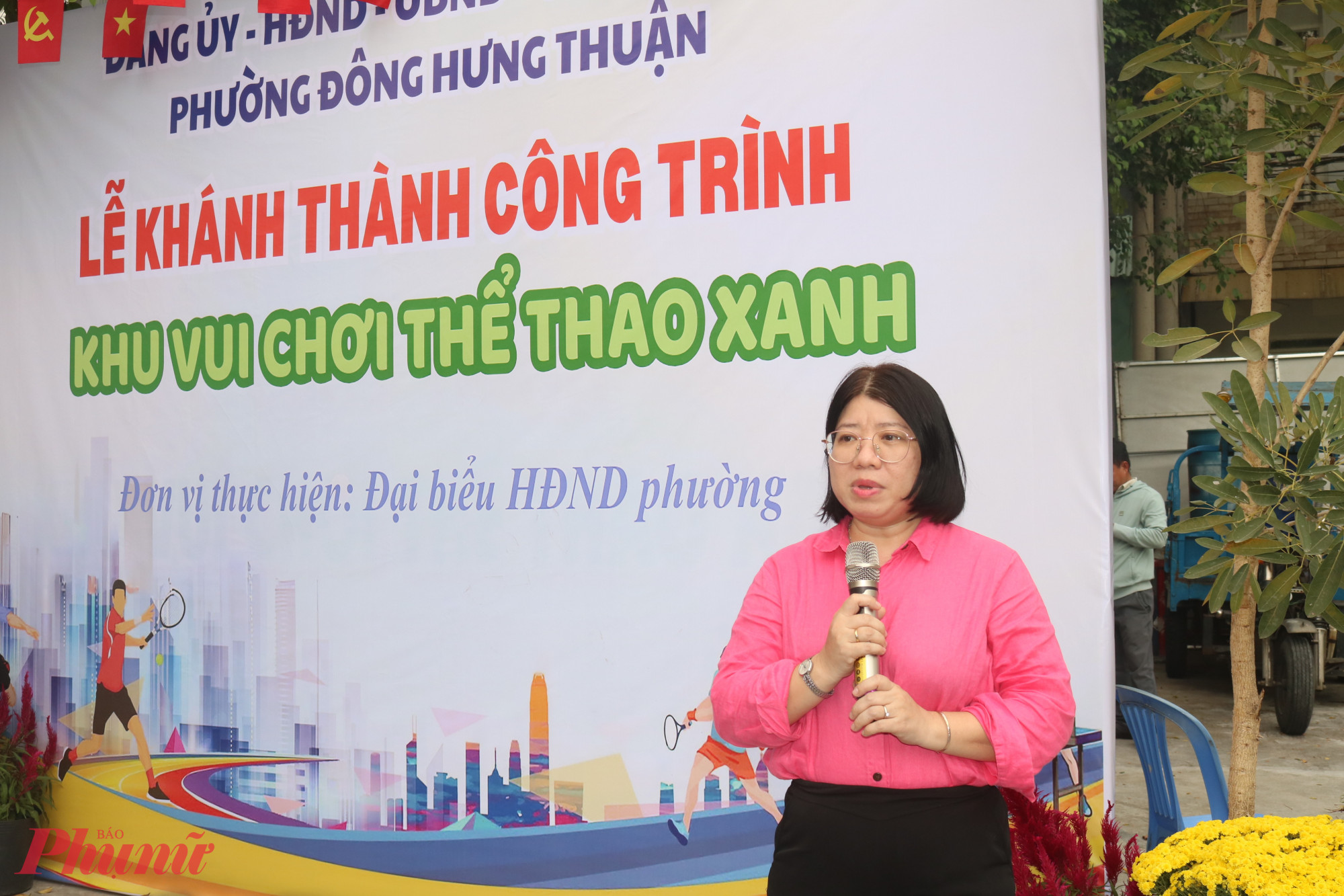 Bà Trần Thị Huyền Thanh – Bí thư Đảng ủy, Chủ tịch HĐND phường Đông Hưng Thuận – phát biểu tại lễ khánh thành công trình - Ảnh: Mẫn Nhi