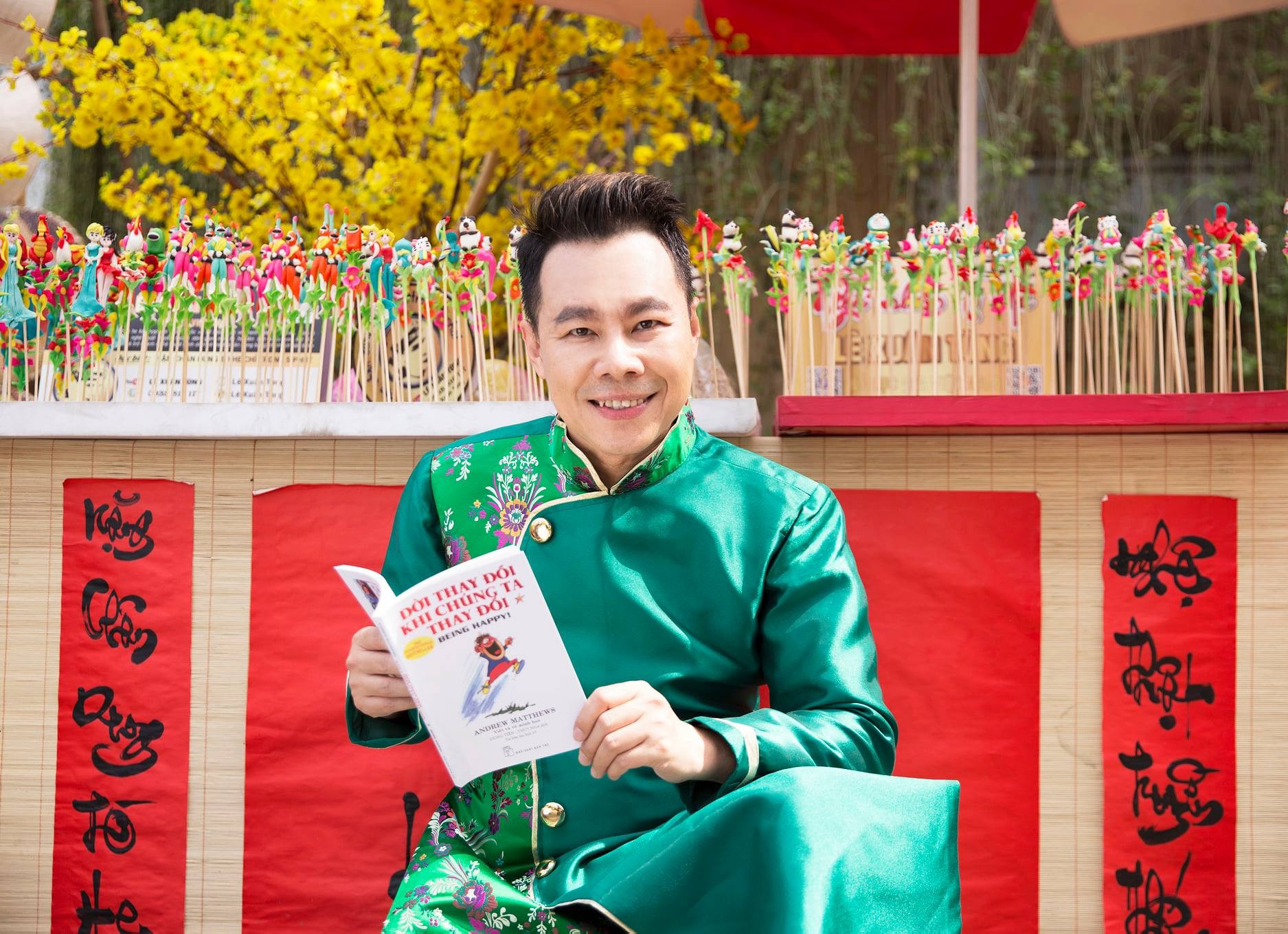 Nhà báo Trung Nghĩa gắn bó nhiều năm với hoạt động 