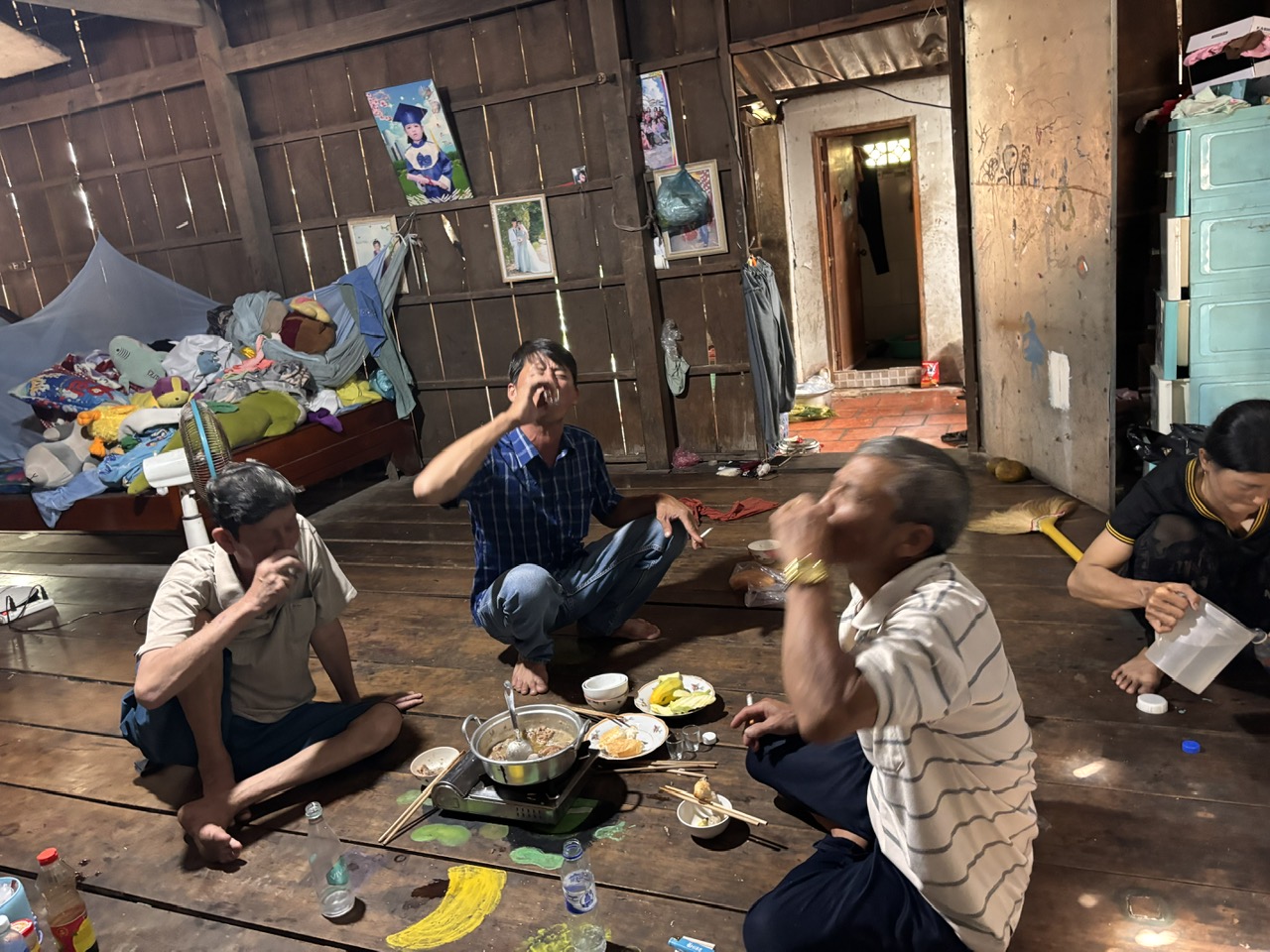 Nhậu là 'đặc sản của miền Tây - Ảnh: T.D