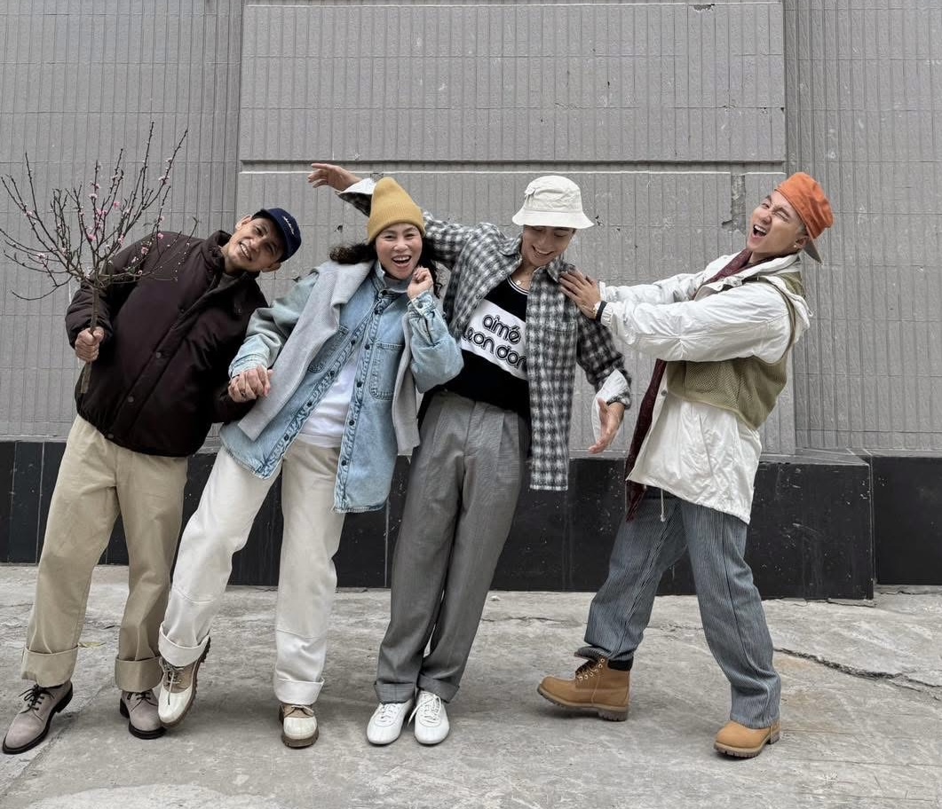 Đã thành thông lệ, vào sáng Mùng Một, gia đình ca sĩ Sơn Tùng M-TP sẽ đăng ảnh 