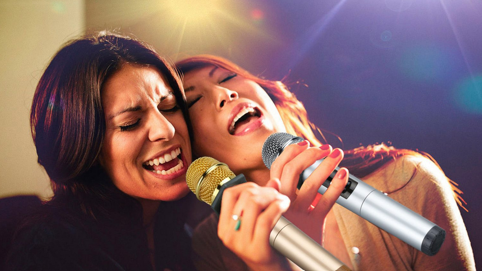 Hát karaoke là niềm vui của nhiều người, nhưng cũng gây phiền phức nếu âm lượng của to (ảnh internet)