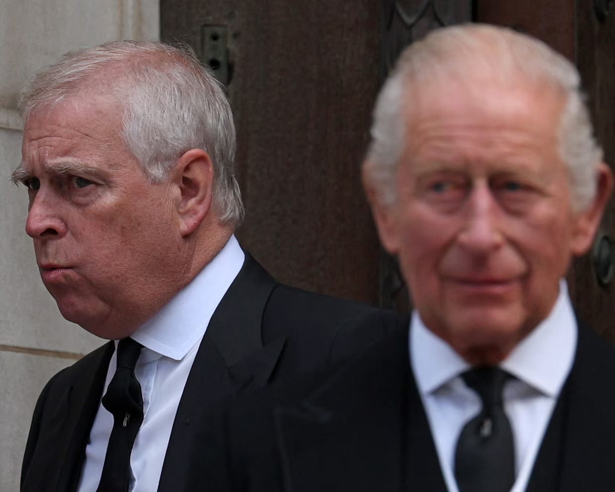 Em trai của Vua Charles III, Andrew Mountbatten-Windsor, đã bị tước các tước hiệu hoàng gia sau khi những tiết lộ về mối liên hệ của ông với Jeffrey Epstein được công bố. Ảnh: Adrian Dennis.