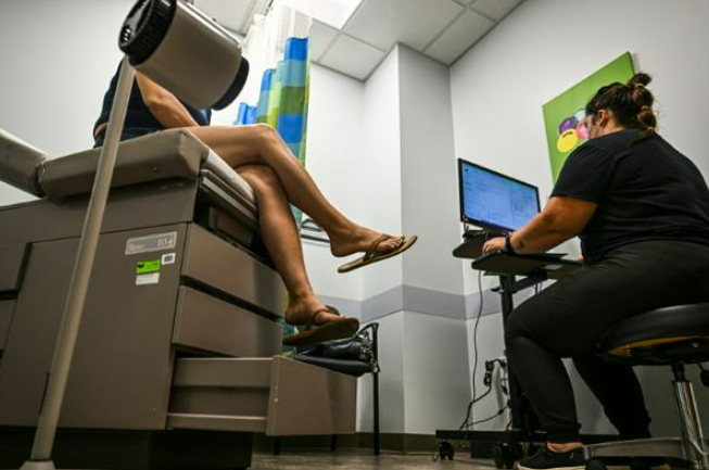 Phụ nữ thường bị cho là làm quá những cơn đau của mình...