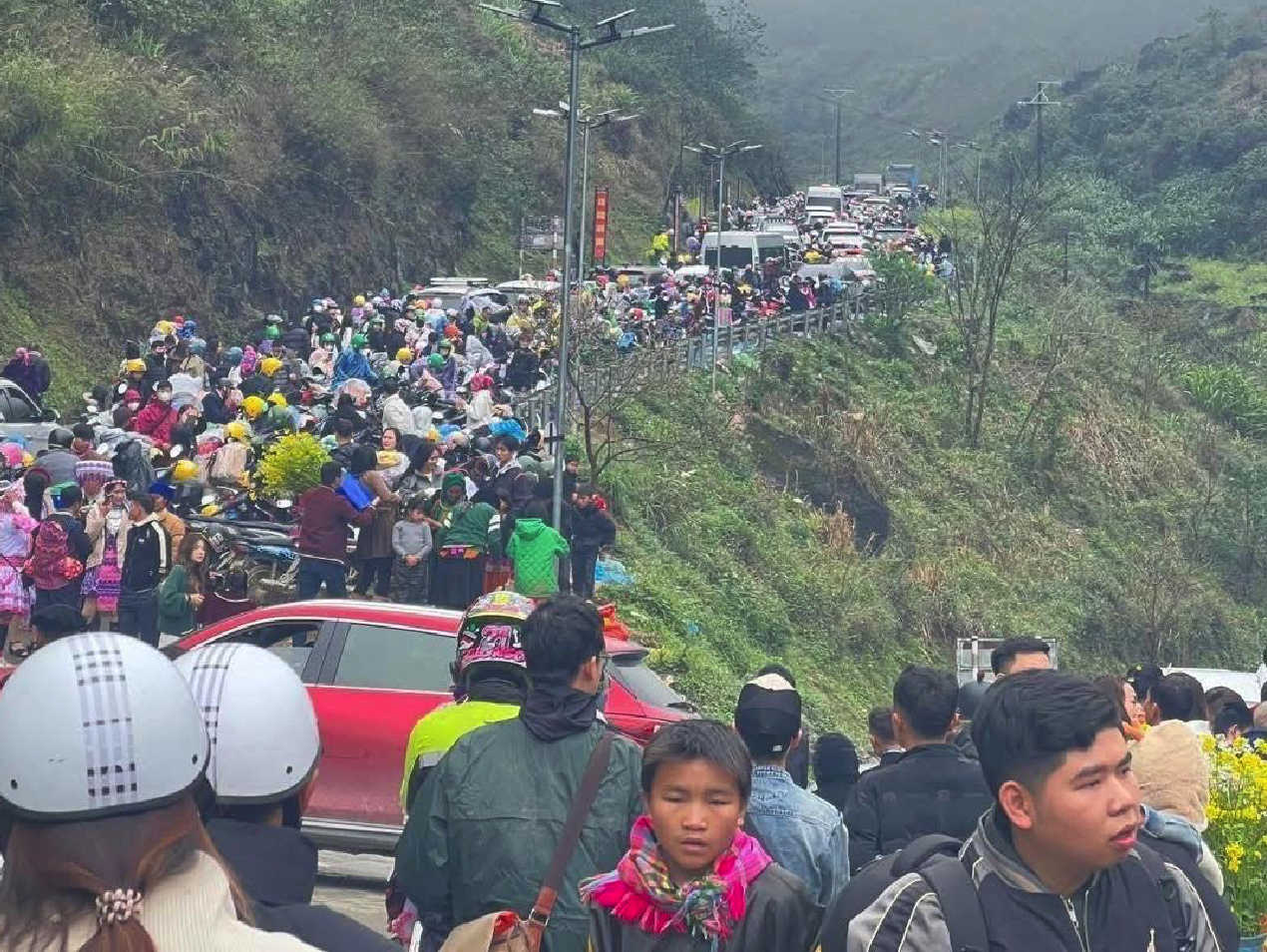 Hình ảnh kẹt xe tại Hà Giang - Nguồn ảnh: Facebook
