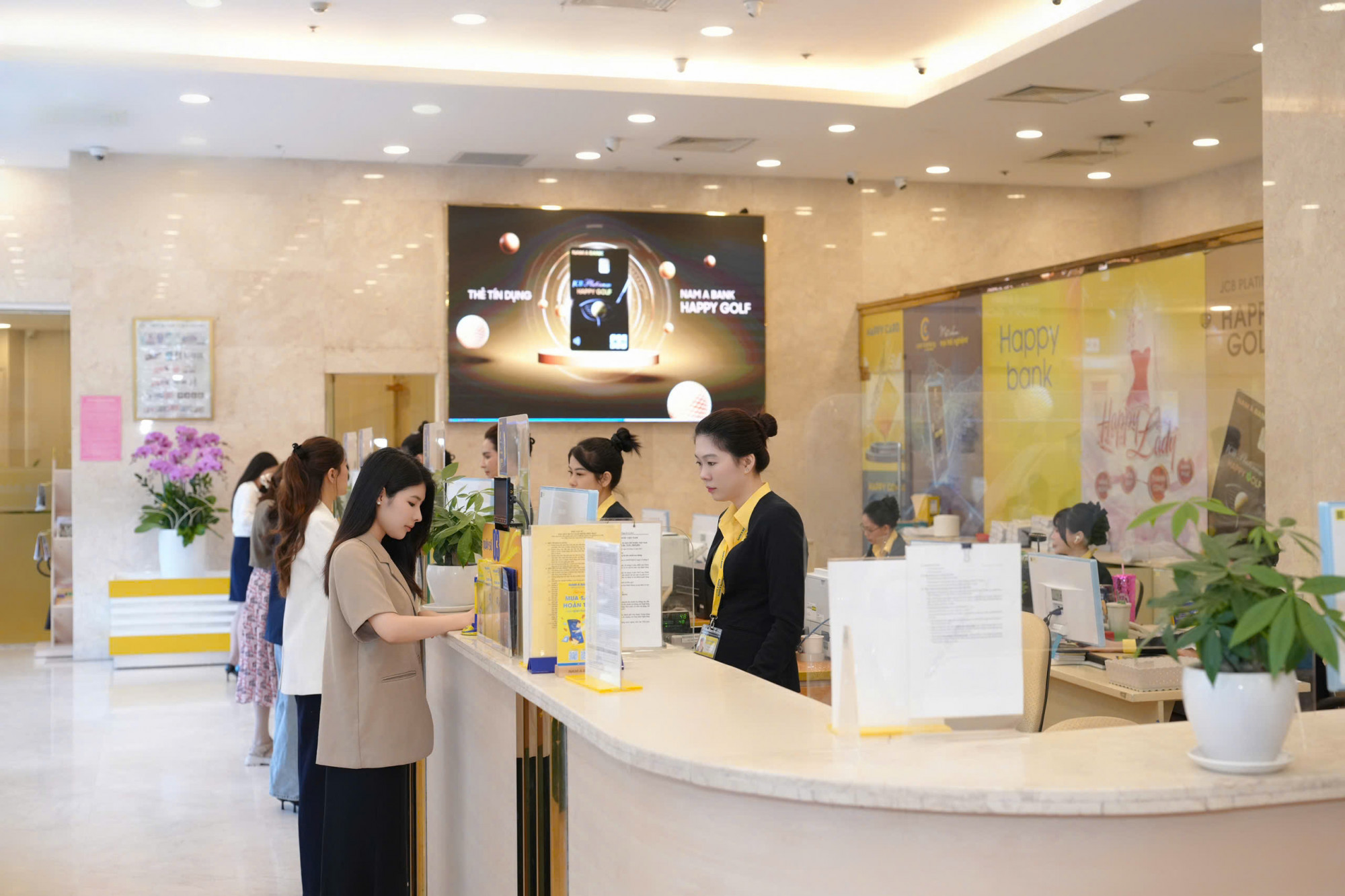 Việc nâng triển vọng xếp hạng sang Tích cực phản ánh đánh giá của Moody’s đối với xu hướng cải thiện trong hồ sơ tín dụng của Nam A Bank - Ảnh: Nam A Bank