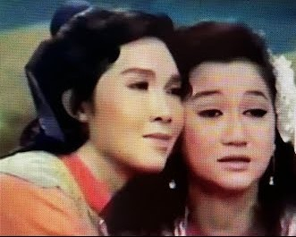 Hòn vọng phu ghi khắc dấu ấn