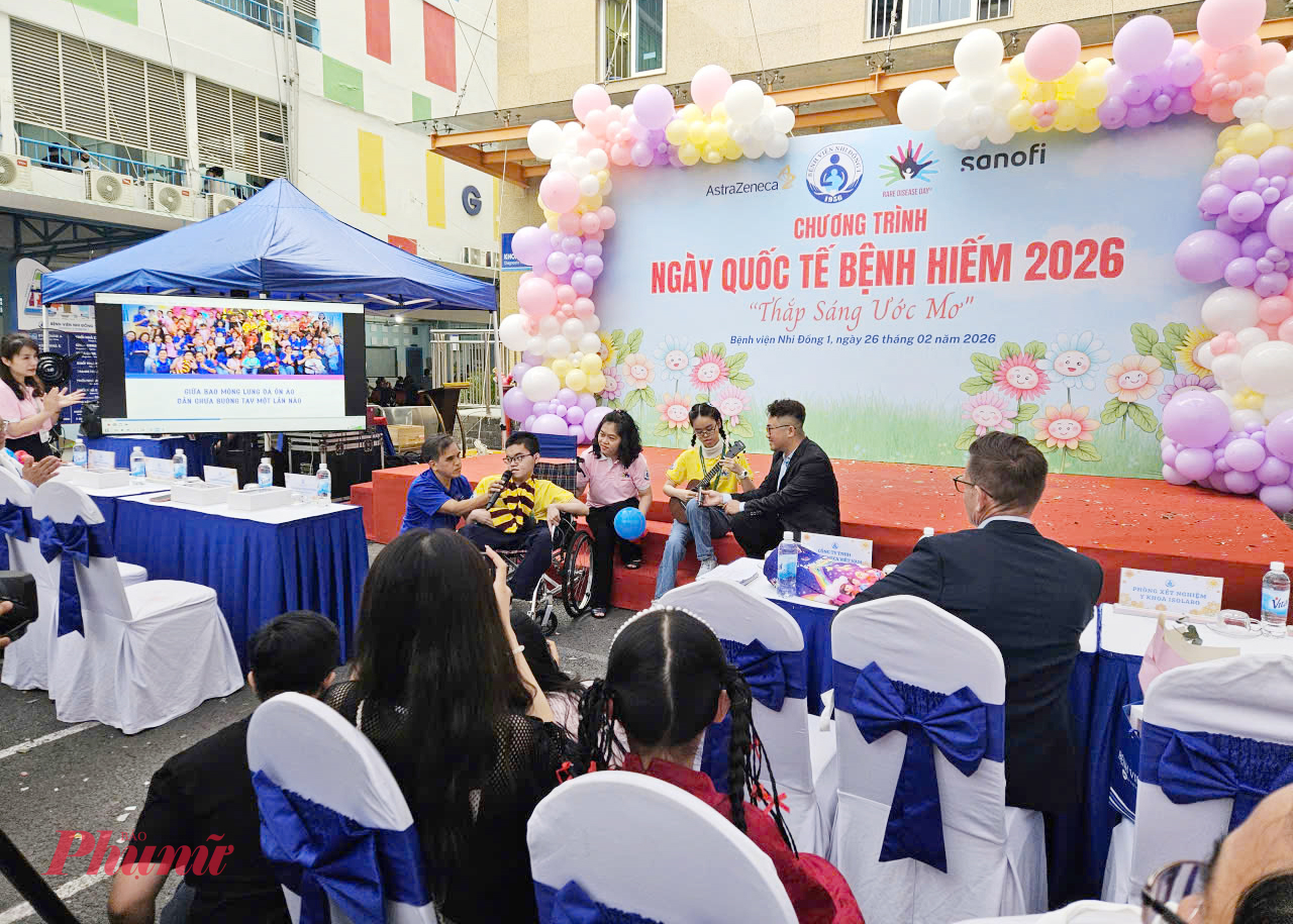 Sáng 26/2, Bệnh viện Nhi đồng 1 TPHCM lần thứ 5, Chương trình nhằm nâng cao nhận thức cộng đồng về bệnh hiếm, thúc đẩy nỗ lực của hệ thống chăm sóc sức khỏe đối với cộng đồng bệnh nhân bệnh hiếm.