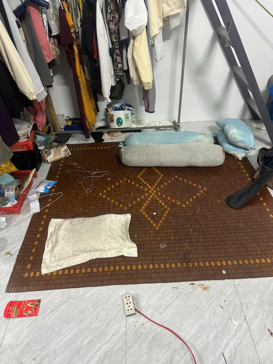 Hiện trường nơi chị T. bị điện giật. Ảnh: CACC