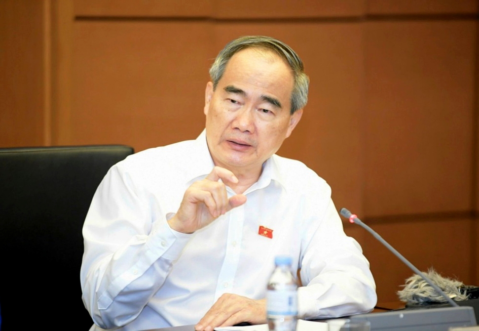 Trách nhiệm với giống nòi - bài học phải bắt đầu từ sớm: Dạy trẻ yêu gia đình để giữ tương lai dân tộc