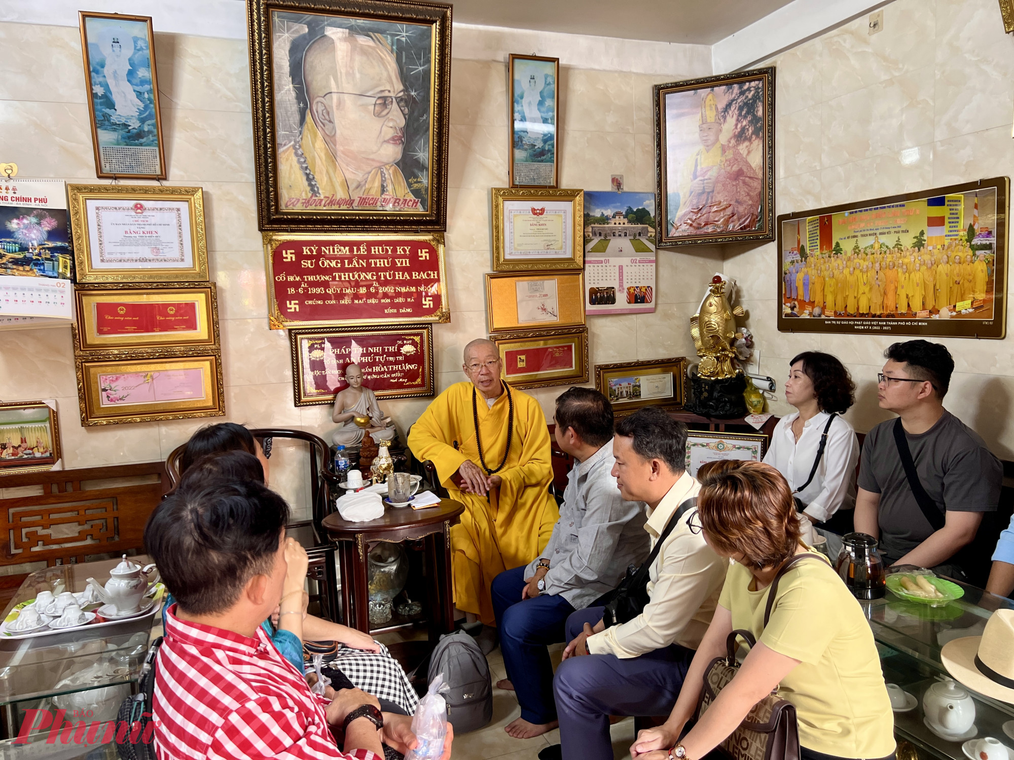 Được sáng lập năm 1847 bởi Hòa thượng Thích Thanh Đức, ngôi chùa đã chứng kiến gần 180 năm thăng trầm của vùng đất Chợ Lớn.