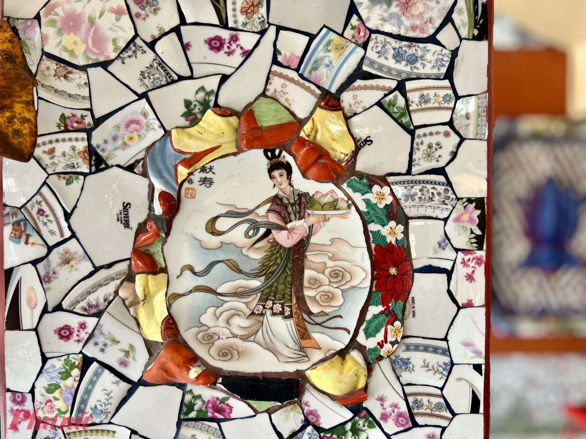 Năm 2007, Trung tâm Sách Kỷ lục Việt Nam xác lập kỷ lục chùa có công trình tạo tác bằng miểng sành nhiều nhất Việt Nam.