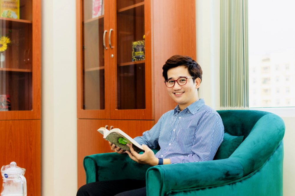 Đừng biến sự im lặng thành lời chia tay! Phó giáo sư, tiến sĩ Nguyễn Văn Tường chia sẻ: “Một lời nói rõ ràng dù ngắn gọn vẫn thể hiện sự tôn trọng và giúp người còn lại không bị bỏ rơi trong cảm xúc của chính mình” - Ảnh do nhân vật cung cấp