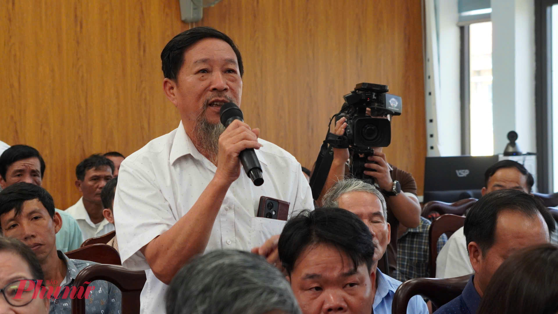 Cử tri mong muốn những người được tín nhiệm bầu chọn sẽ thực sự là cầu nối vững chắc, chuyển tải đầy đủ tâm tư, nguyện vọng và ý chí của Nhân dân đến Quốc hội