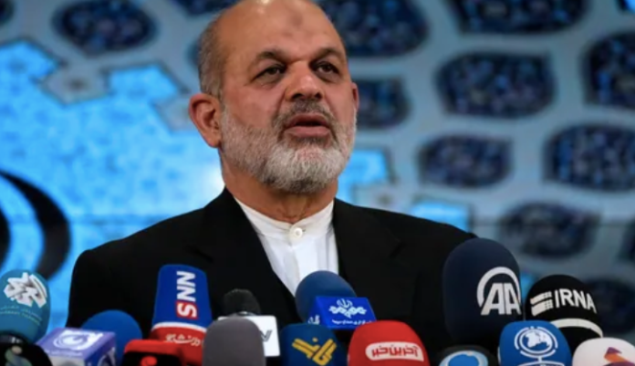 Chân dung tân chỉ huy của lực lượng Vệ binh Cách mạng Hồi giáo Iran Sau cái chết của Tư lệnh Vệ binh Cách mạng Hồi giáo Mohammad Pakpour và Lãnh tụ tối cao Khamenei, Ahmad Vahidi đảm nhiệm chức vụ tư lệnh mới của lực lượng này. Ảnh: AA